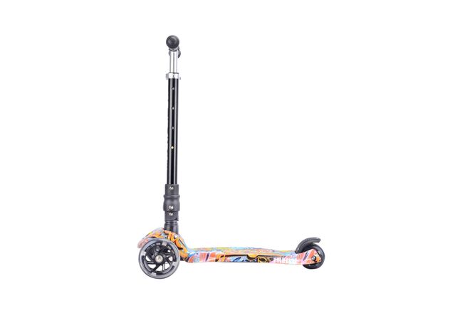 BOLDCUBE Big 3 Wheel Scooter - Street Graffiti