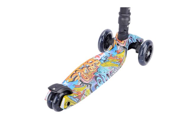 BOLDCUBE Big 3 Wheel Scooter - Street Graffiti