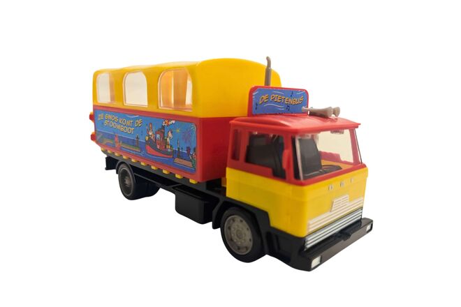 Piet Bus mit Hupengeräusch